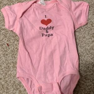 Custom onesie “”Daddy and Papa” 6M